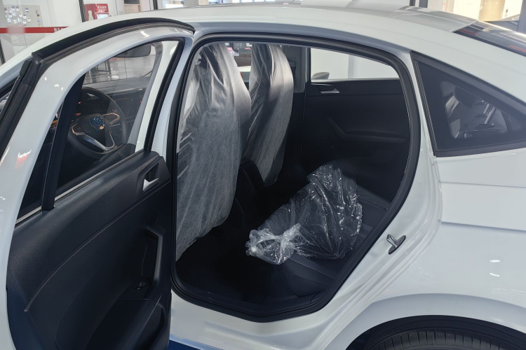 大众 朗逸 2025款 新锐 1.5L 出众新逸版中控内饰7003