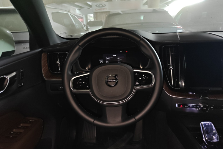 沃尔沃XC60 2025款 B5 四驱智远豪华版局部细节13
