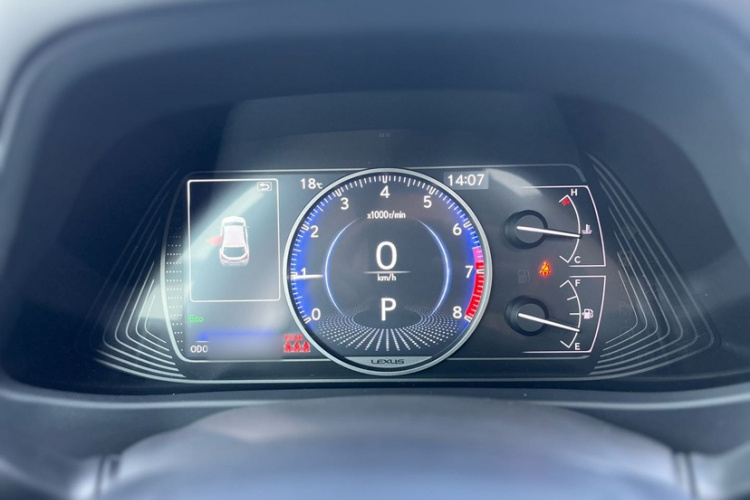 雷克萨斯UX 2020款 200 特别版中控内饰7008