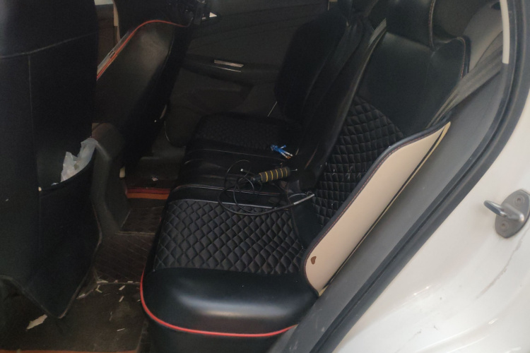 捷达VS5 2019款 280TSI 自动进取型中控内饰21