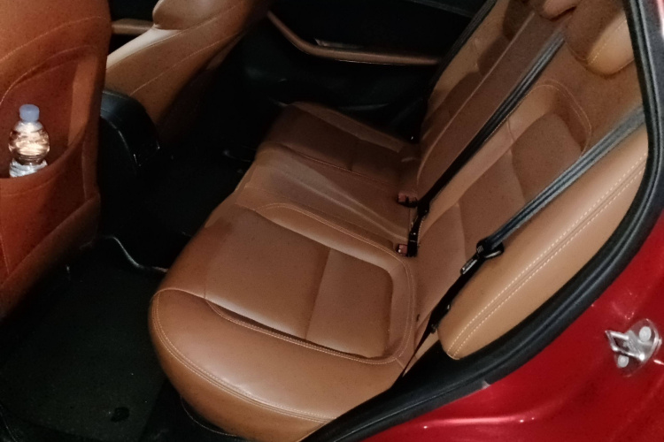 奇瑞 瑞虎7 2016款 1.5T 手动耀目版中控内饰7004