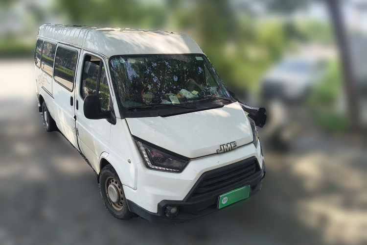 江铃 特顺 2019款 2.8T商运型长轴中顶7座后单胎国VI JX493车身外观6002