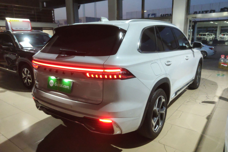 吉利汽车 星越L 2024款 2.0TD 高功自动两驱云起版车身外观7