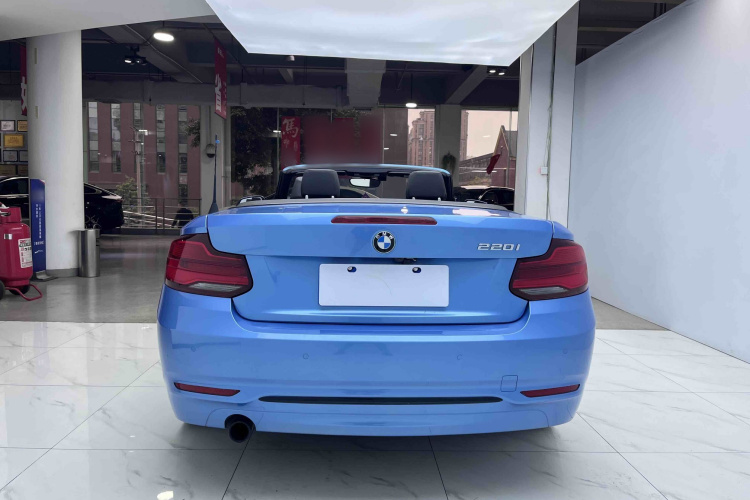 宝马2系(进口) 2018款 220i 敞篷轿跑车 运动设计套装车身外观6005