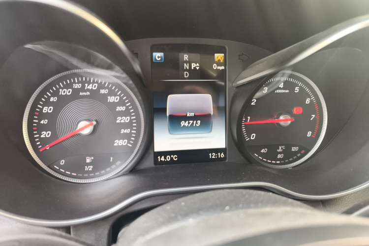 奔驰C级 2018款 C 200 L 运动版局部细节14