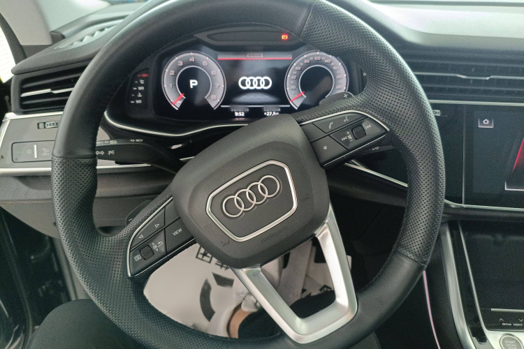 奥迪Q8 2022款 55 TFSI 豪华动感型局部细节13