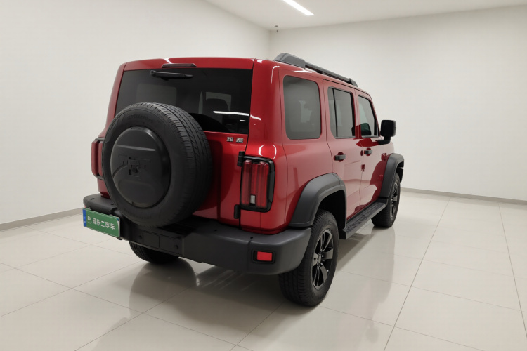 坦克300 2021款 越野版 2.0T 挑战者车身外观7