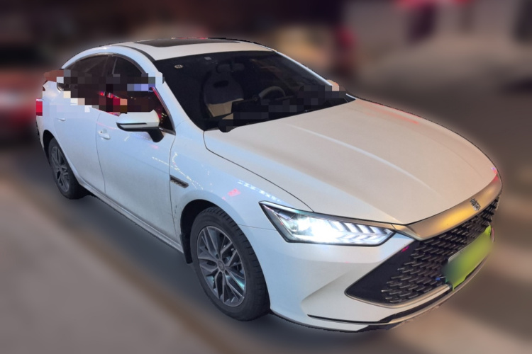 比亚迪 秦PLUS 2023款 冠军版 DM-i 120KM领先型车身外观6002