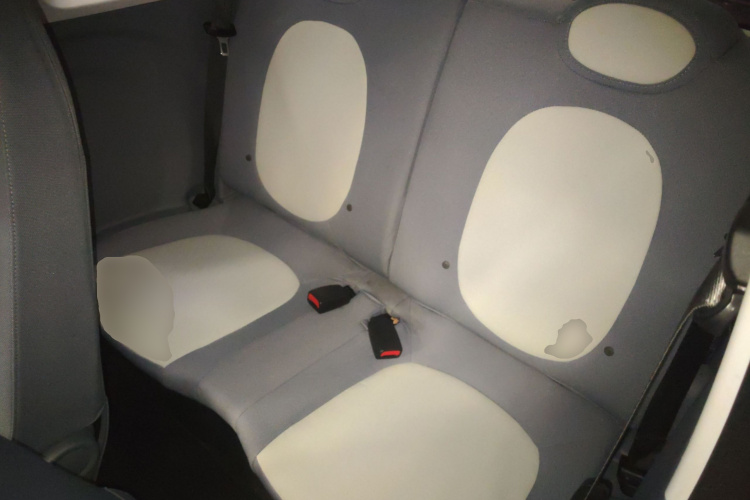 奔腾小马 2025款 222km 灵动马中控内饰21