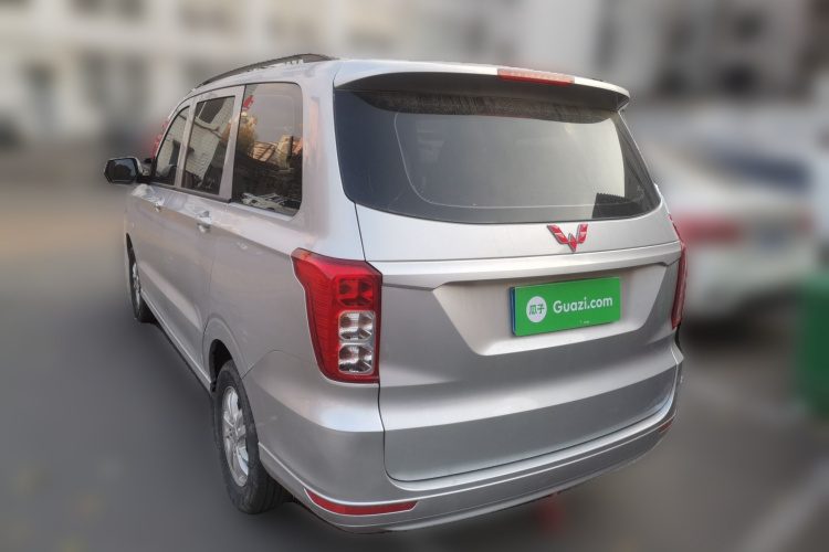 五菱汽车 五菱宏光 2019款 1.5L S标准型国VI LAR车身外观6003