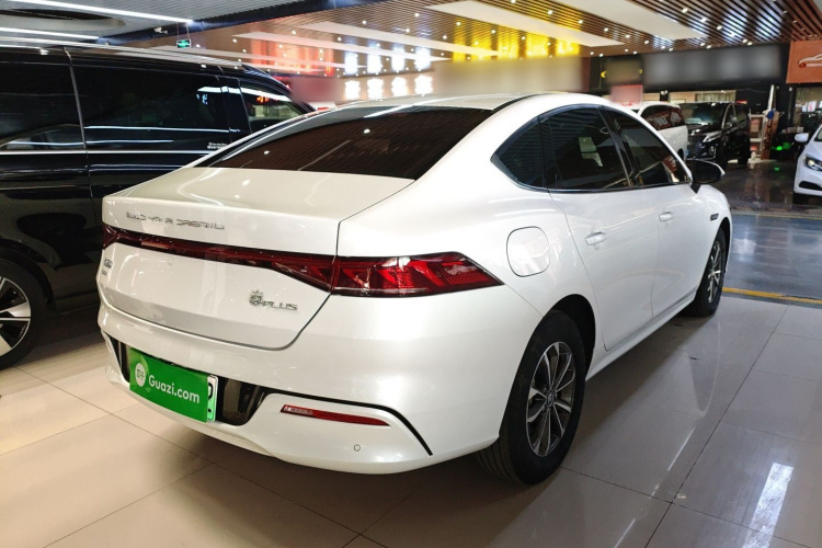 比亚迪 秦PLUS 2023款 冠军版 DM-i 55KM领先型车身外观6005