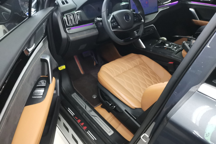 比亚迪 唐新能源 2023款 DM-i 冠军版 112KM 尊荣型中控内饰20