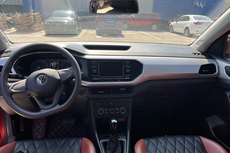 大众 探影 2020款 1.5L 自动 尚中控内饰7001