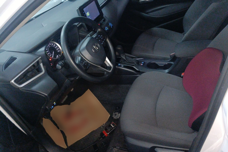 丰田 卡罗拉 2022款 TNGA 1.5L CVT先锋版中控内饰19