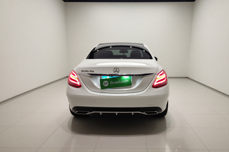 奔驰C级 2018款 C 200 L 运动版车身外观6