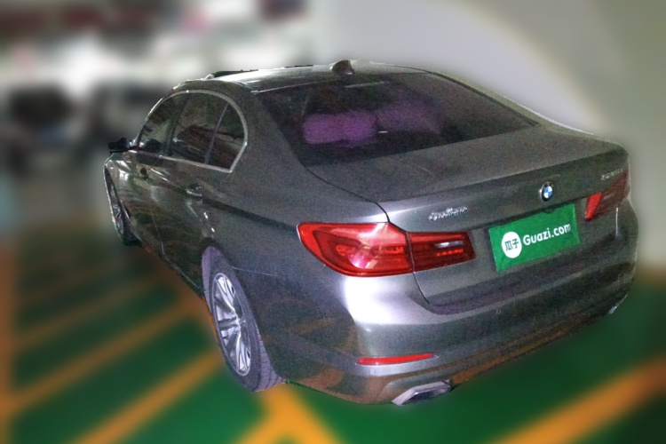 宝马5系 2018款 528Li 上市特别版车身外观6003