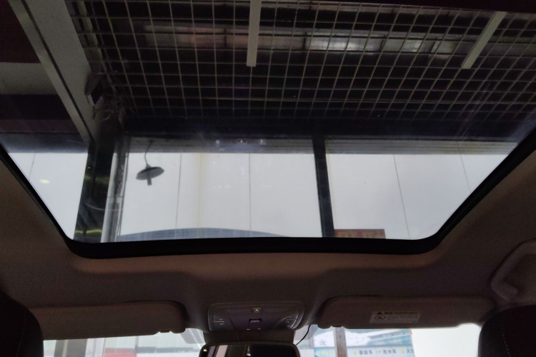 红旗HS7 2021款 2.0T DCT两驱智联旗享版中控内饰22