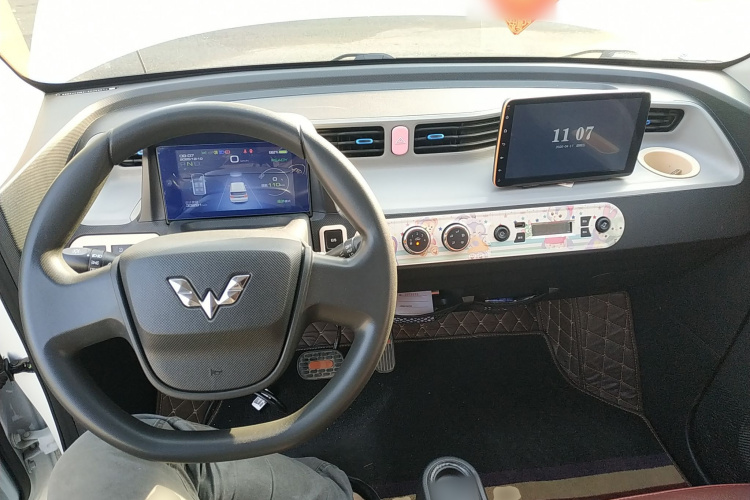 五菱汽车 宏光MINIEV 2020款 自在款 磷酸铁锂中控内饰12