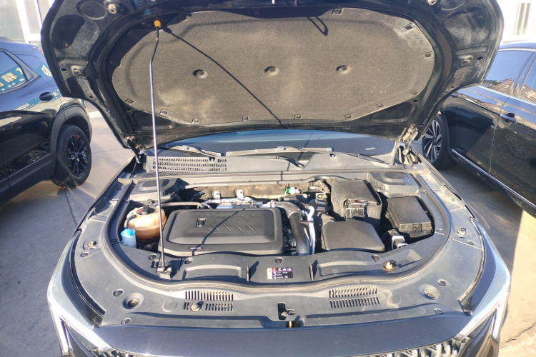 奔腾B70 2021款 1.5T 自动十五周年纪念版机舱底盘24