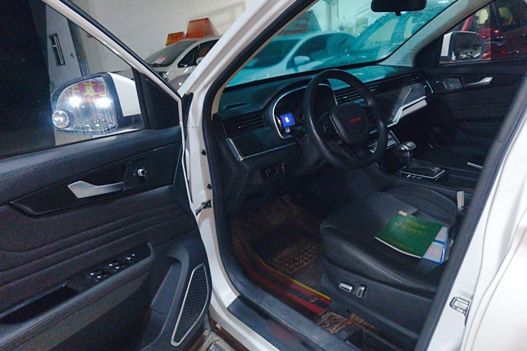 中国重汽VGV VGV U70 2020款 1.5T 自动智享豪华版 7座中控内饰7003