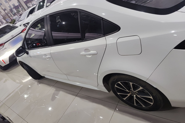 丰田 雷凌 2023款 TNGA 1.5L CVT进取版车身外观6003