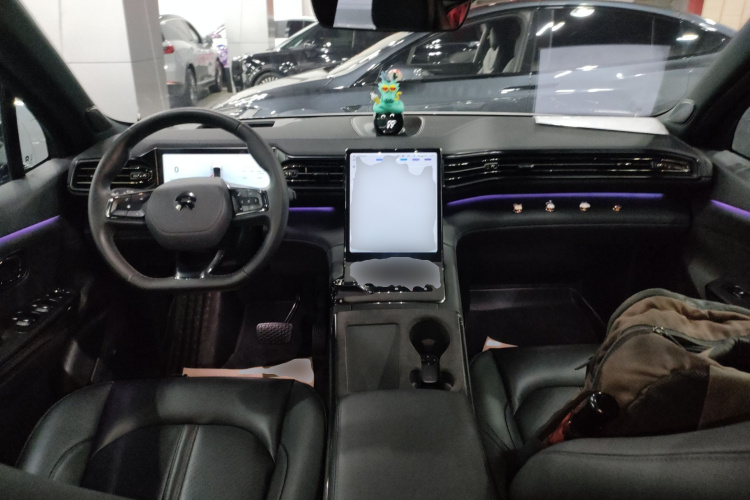 蔚来ES6 2020款 610KM 性能版中控内饰7002