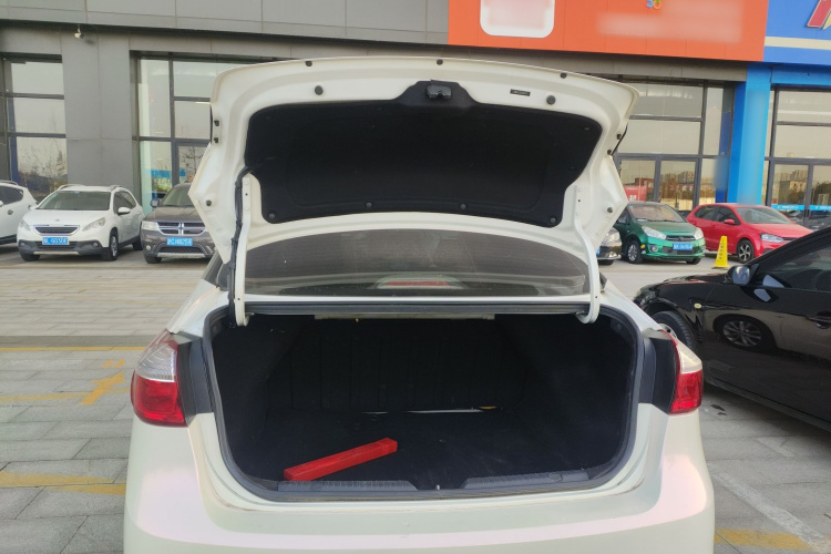 起亚K3 2016款 1.6L 自动GL机舱底盘23