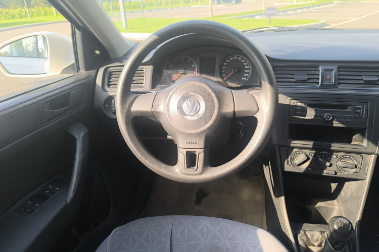 大众 桑塔纳 2015款 1.6L 手动风尚版局部细节13