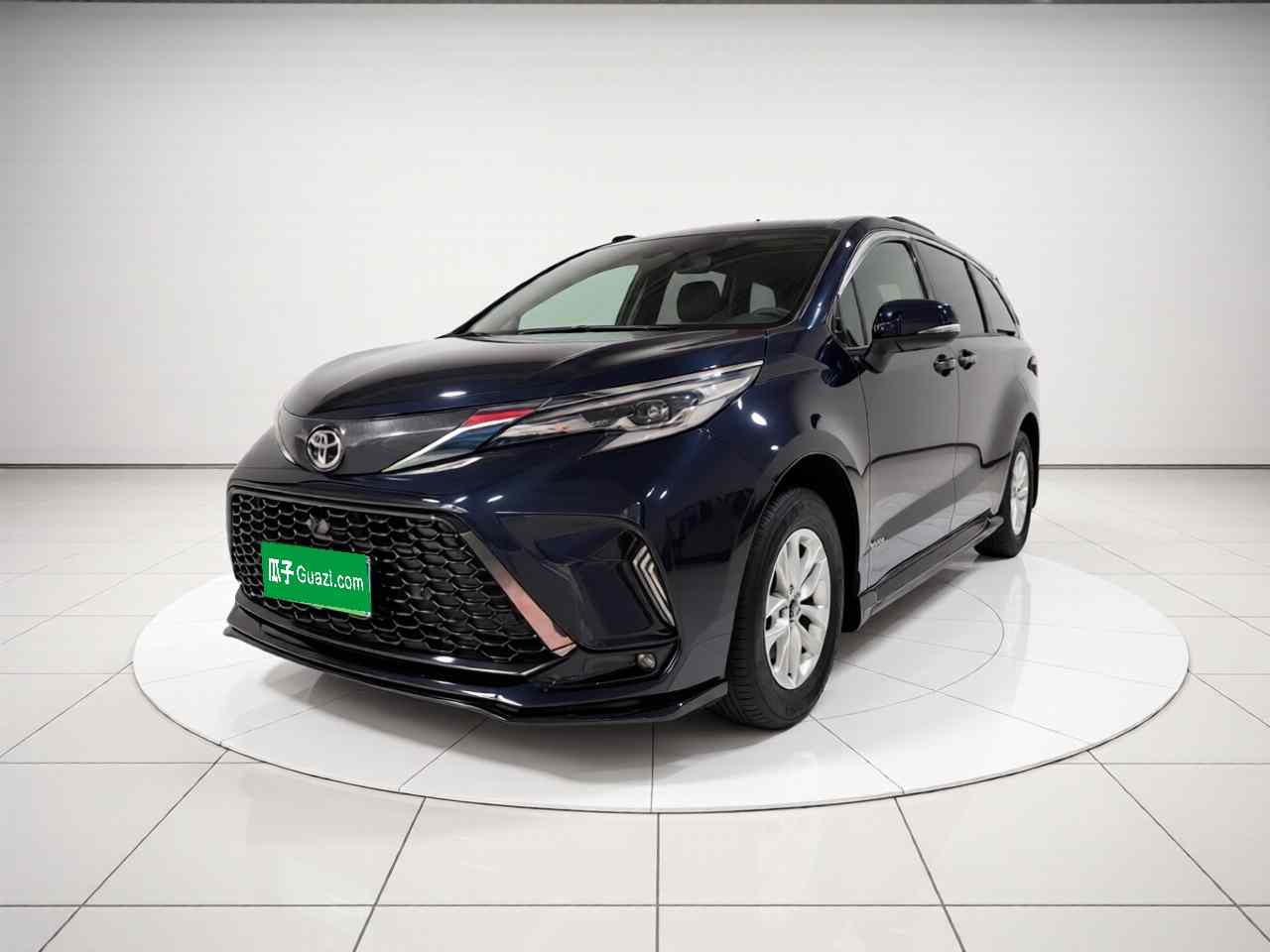 丰田 格瑞维亚 2024款 2.5L混动 舒适版(1)