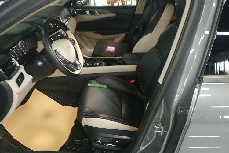 领克02 2018款 1.5T DCT两驱耀Pro版 国V中控内饰19