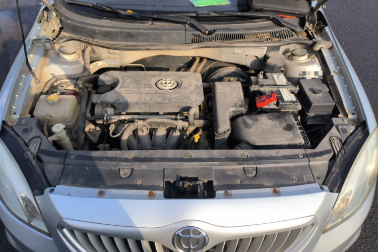 中华H330 2013款 1.5L 手动舒适型局部细节24