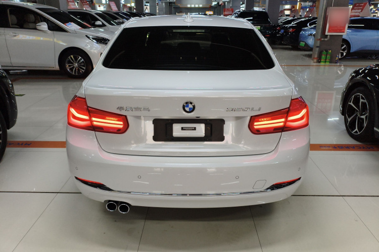 宝马3系 2017款 320Li 时尚型车身外观6004