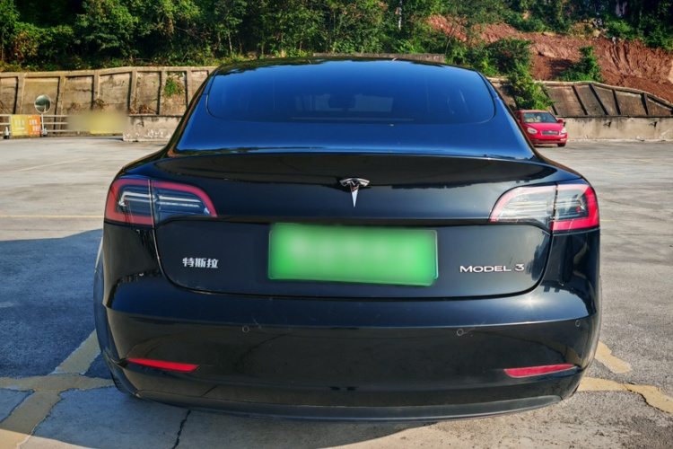 特斯拉 Model 3 2022款 后轮驱动版车身外观6004