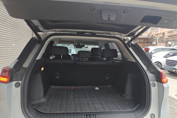 埃安 AION V 2021款 Plus 80 智享科技版 三元锂局部细节23