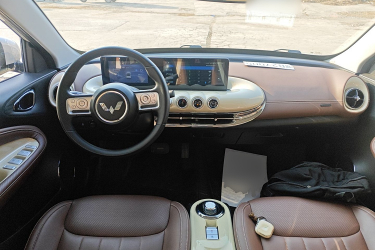 五菱汽车 五菱缤果 2023款 333km 悦享+款中控内饰7002