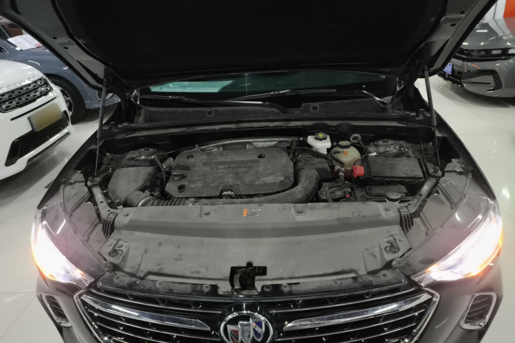 别克 2022款 昂科威S 652T 两驱豪华型机舱底盘24