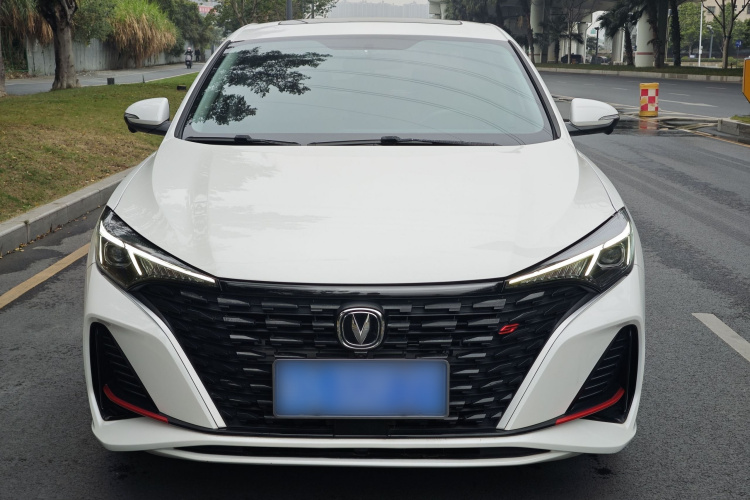 长安 逸动 2023款 畅享版 PLUS 蓝鲸NE 1.4T GDI DCT尊贵版车身外观6001