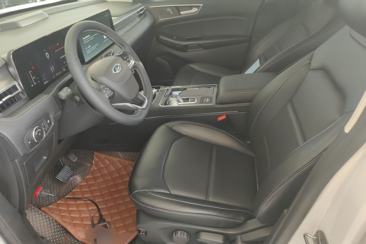 福特 锐界 2021款 PLUS EcoBoost 245 两驱精锐型 5座中控内饰19
