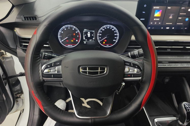 吉利汽车 远景X3 2021款 PRO 1.5L 手动精英型中控内饰13