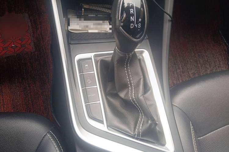 吉利汽车 远景X3 2019款 升级版 1.5L CVT尊贵型局部细节18