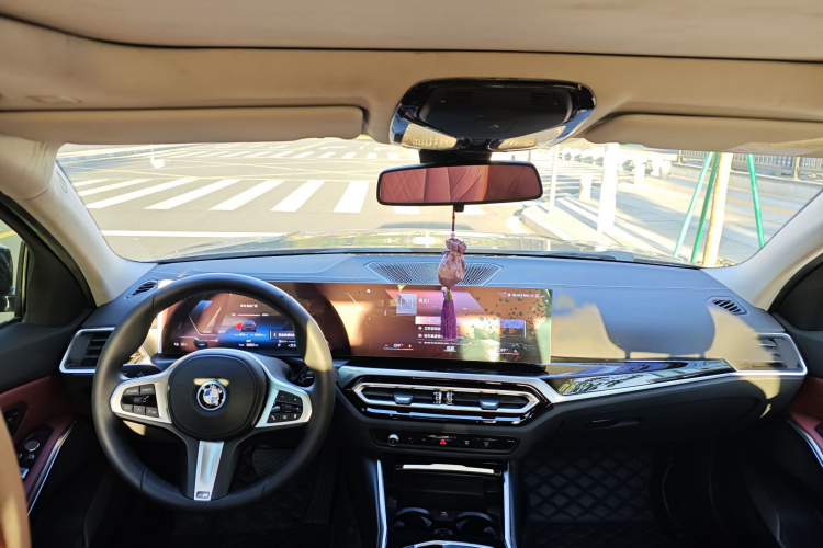 宝马i3 2022款 eDrive 35 L中控内饰7009