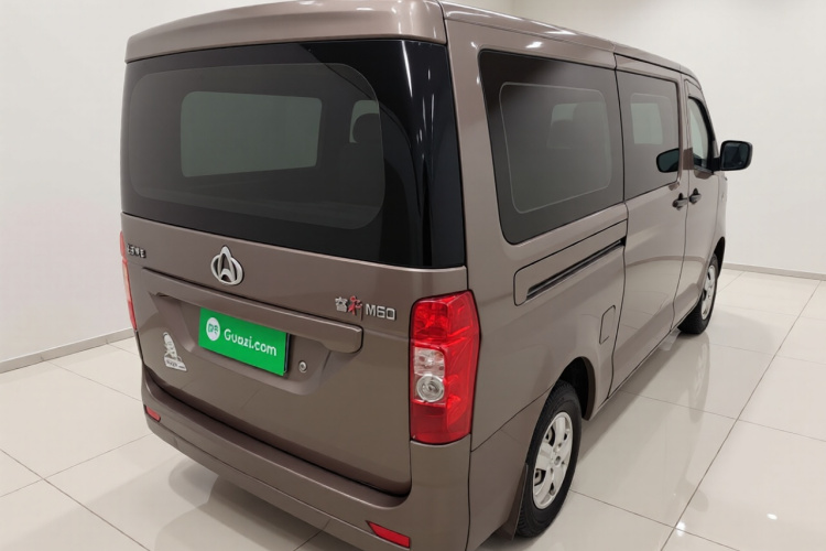 长安凯程 长安睿行M60 2020款 1.5L标准型国VI 6座DAM15KR车身外观7