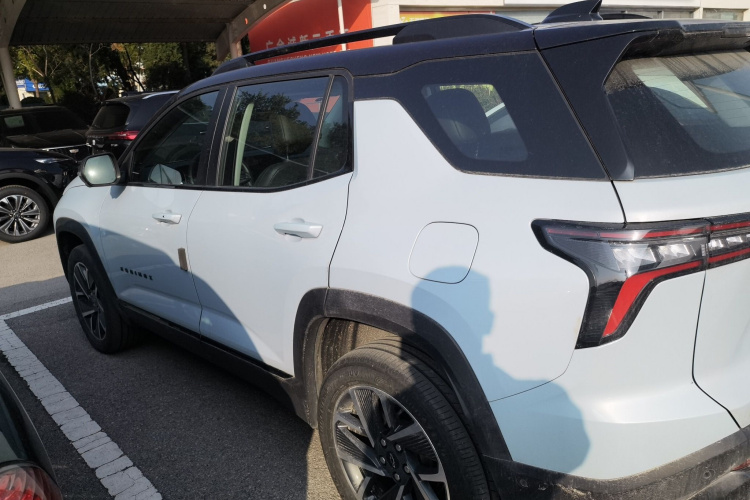 雪佛兰 探界者Plus 2024款 102km RS 至臻版车身外观4