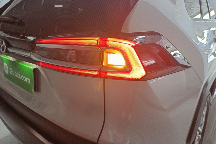 丰田 威兰达 2022款 2.0L CVT四驱豪华PLUS版车身外观6006