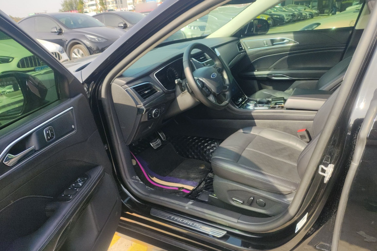 福特 金牛座 2019款 EcoBoost 245 尊享版中控内饰20