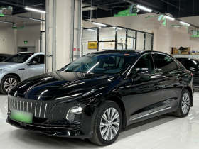 红旗E-QM5 2023款 620km PLUS