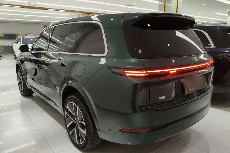 理想汽车 理想L9 2022款 Max车身外观4