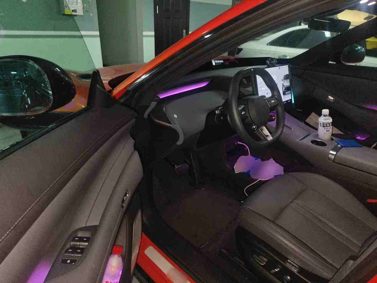 车辆驾驶位内饰展示