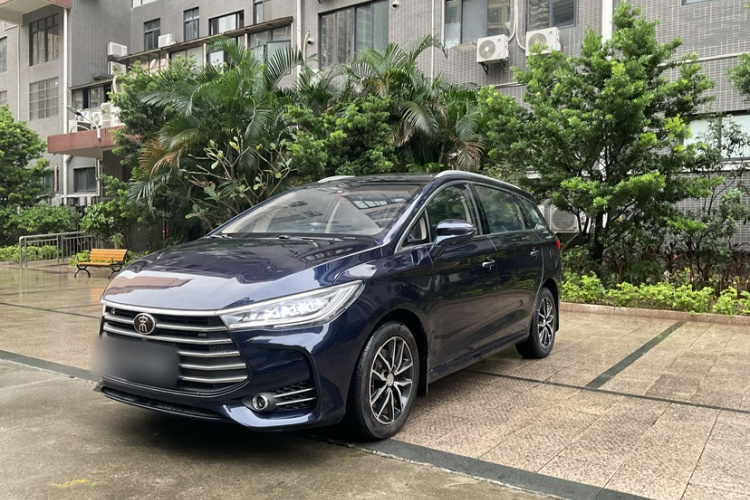 比亚迪 宋MAX 2017款 1.5T 自动智联精英型 7座车身外观6003