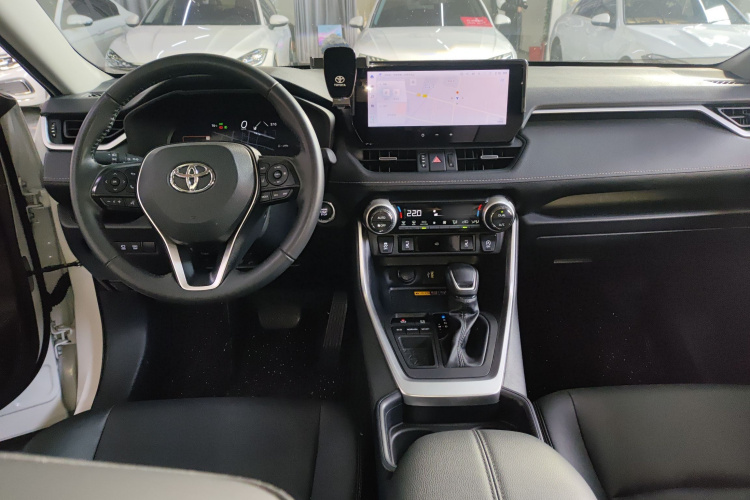丰田 RAV4荣放 2023款 2.0L CVT两驱风尚Plus版中控内饰12